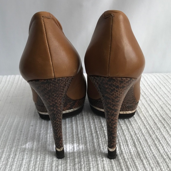 Gianni Bini Tan Platform Heels - Picture 4 of 8